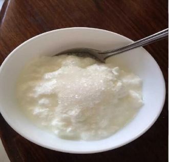 Curd with Sugar Benefits
